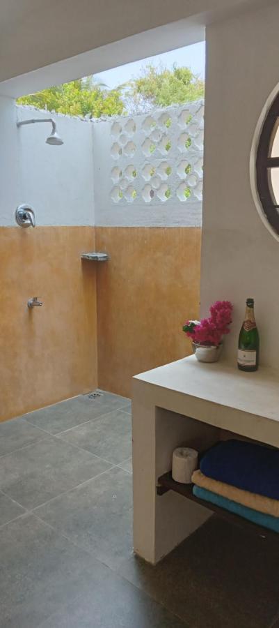 East Surf Cabana อารูกัมเบย์ ภายนอก รูปภาพ